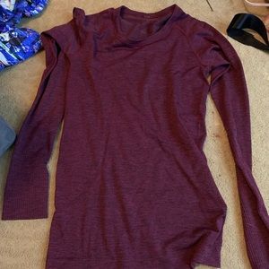 Lululemon swiftly tech long sleeve size 6
